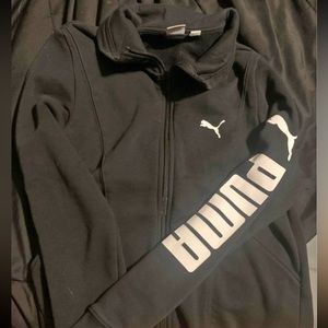 woman’s puma zip up